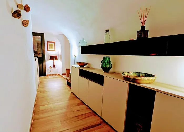 Vicolo Rosso 2 Dolceacqua